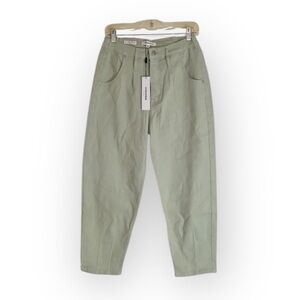 Vigoss Denim Ace High Rise Straight Leg /AXl Balloon Style Size 28